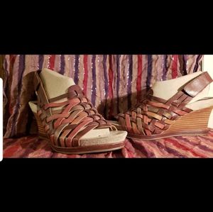 *Earthies* Leather Straps Wedge Heel 10